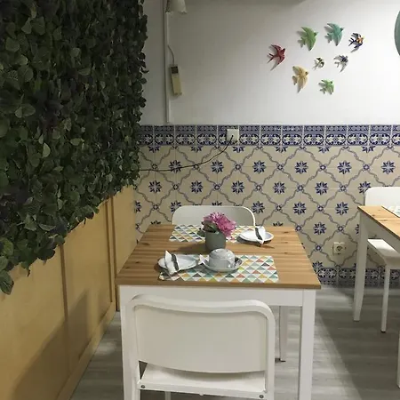 מלון Kamanga 2*