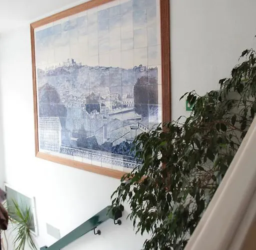 מלון Kamanga טומאר