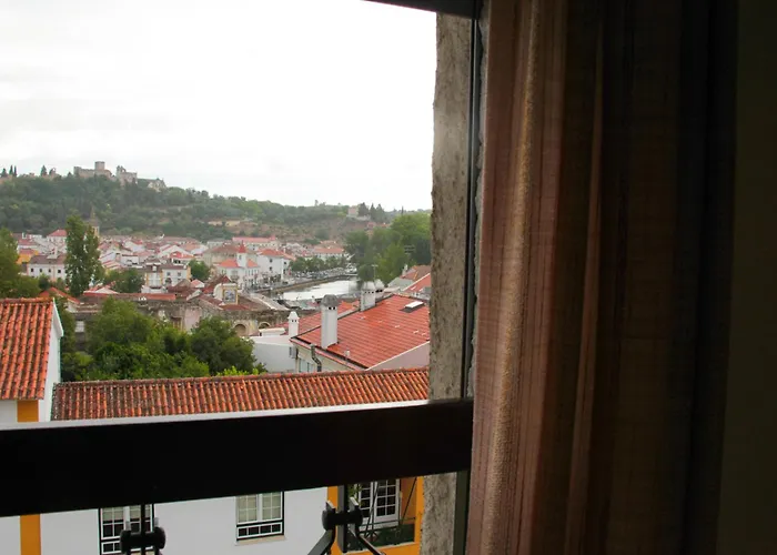 Kamanga מלון טומאר